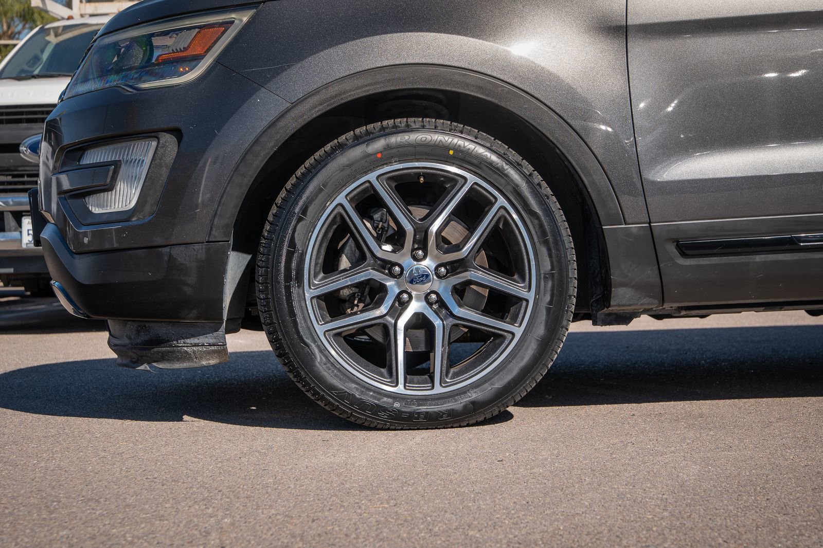 Used 2017 Ford Explorer Sport w/ Equipment Group 401A image 9