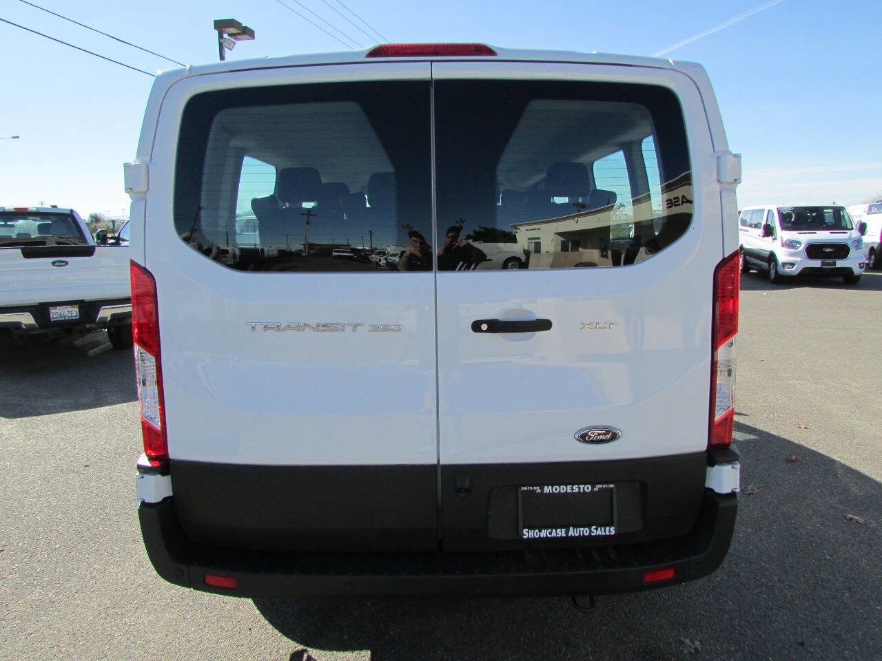 Used 2023 Ford Transit 350 XLT image 8