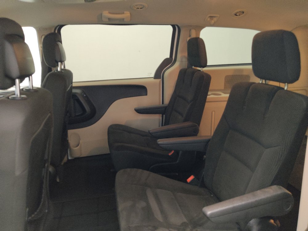 Used 2017 Dodge Grand Caravan SE w/ Power Window Group FWD image 18