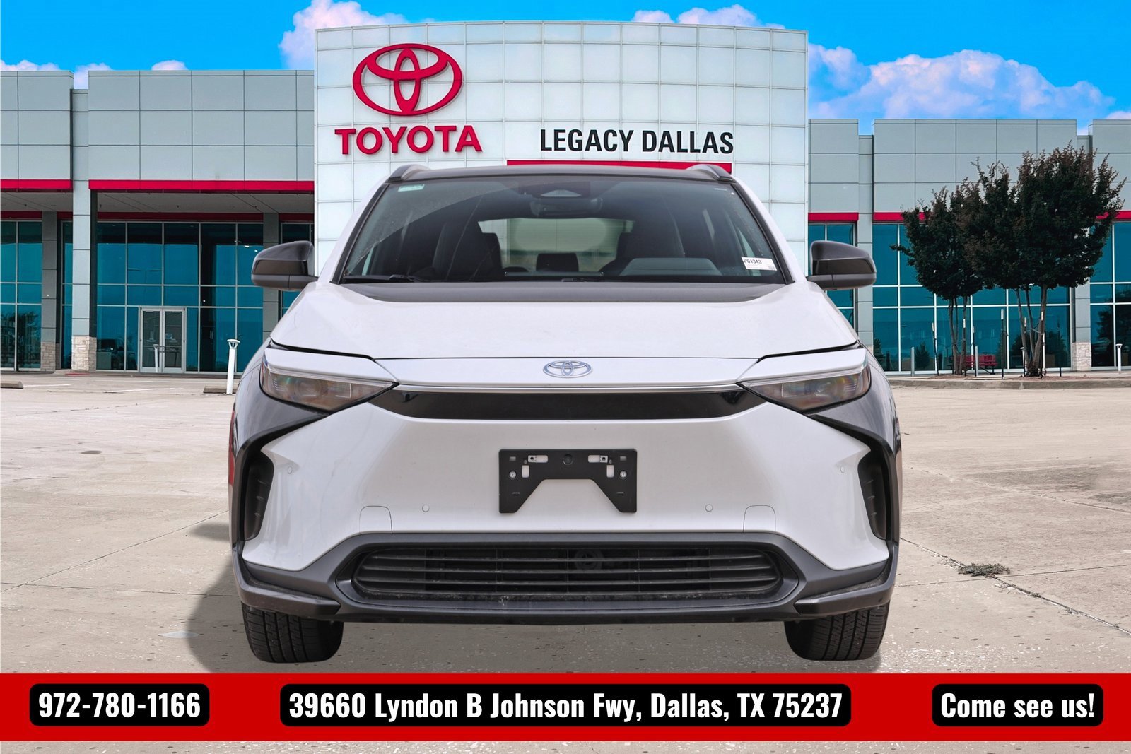 Used 2025 Toyota bZ4X AWD image 6