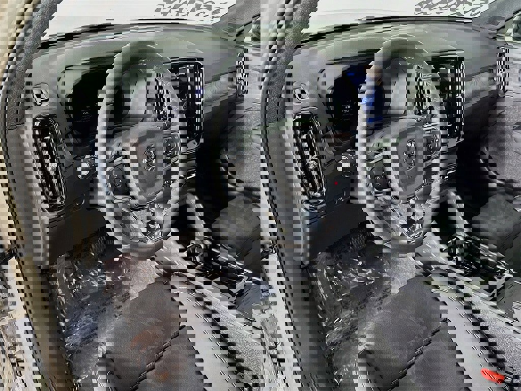 Certified 2024 Volvo XC40 Recharge Plus w/ Protection Package Premier image 9