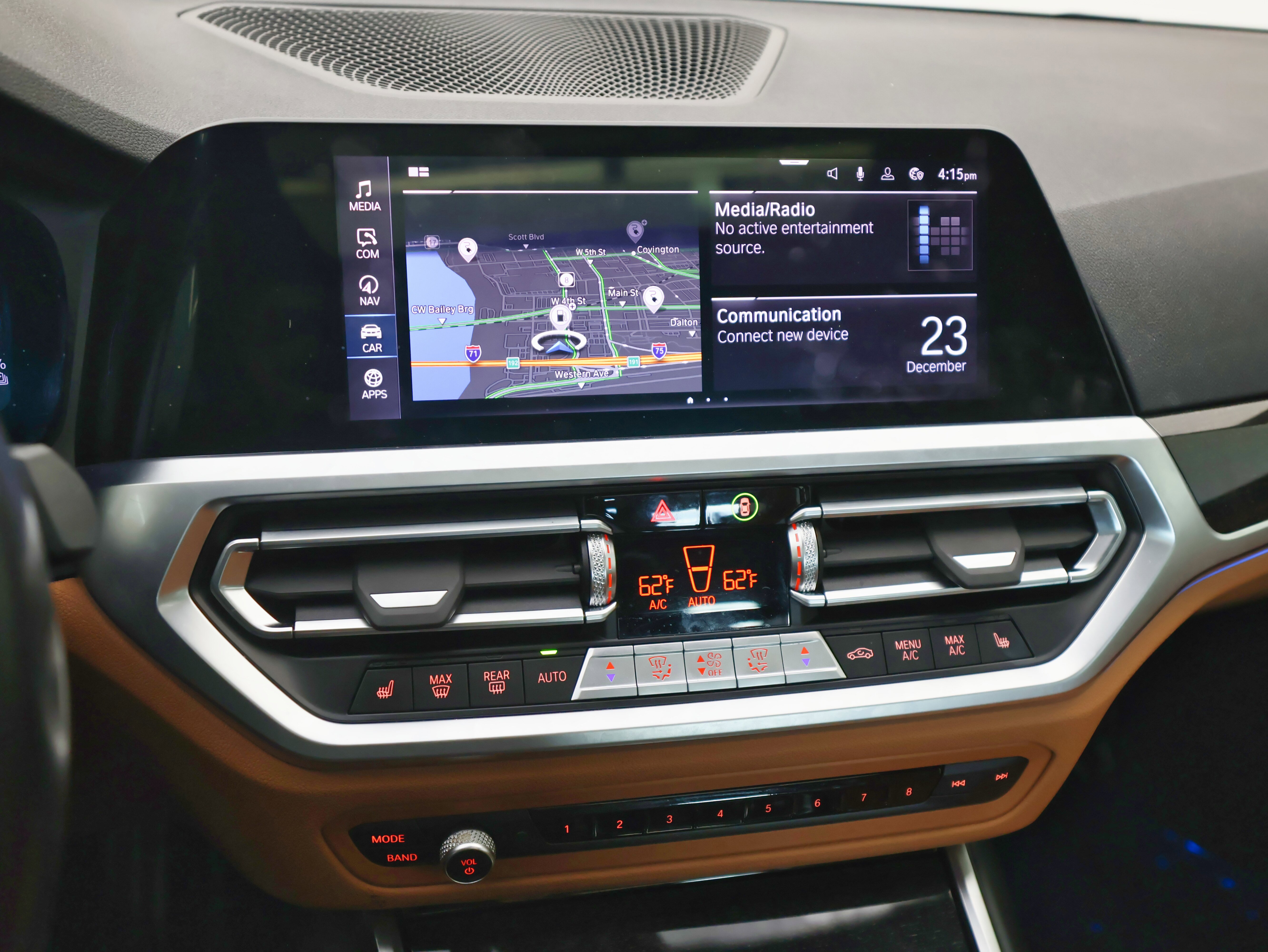 Used 2022 BMW 330e xDrive w/ M Sport Package image 25