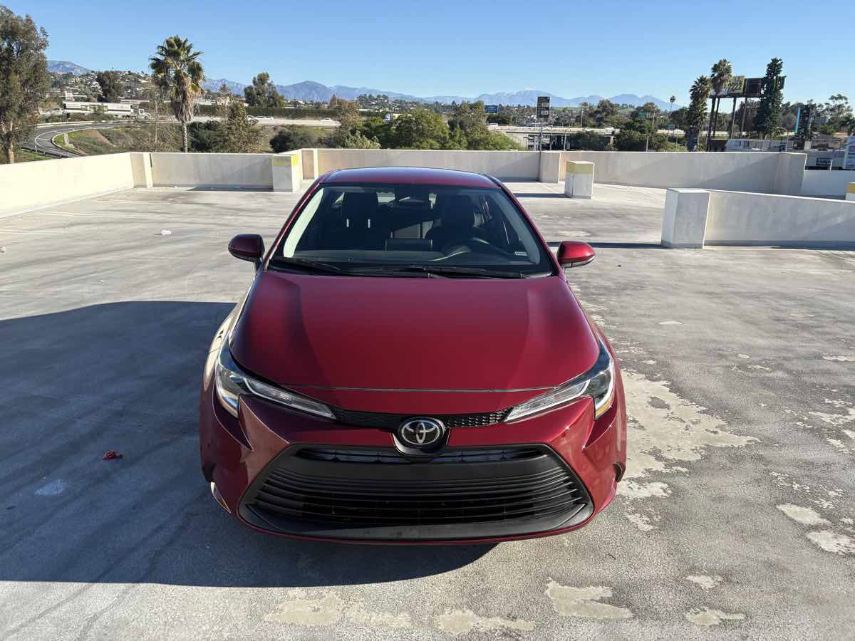 Used 2025 Toyota Corolla LE image 5