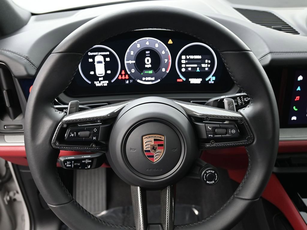Certified 2025 Porsche Cayenne S image 12