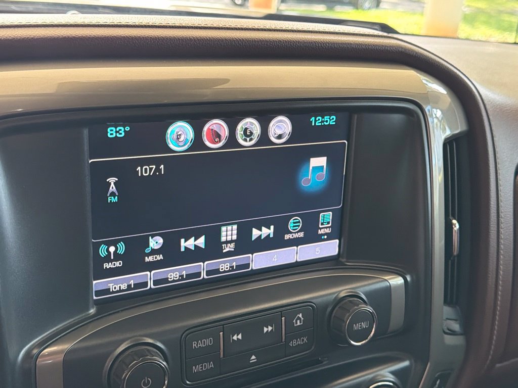 Used 2016 Chevrolet Silverado 1500 High Country w/ High Country Premium Package RWD image 8