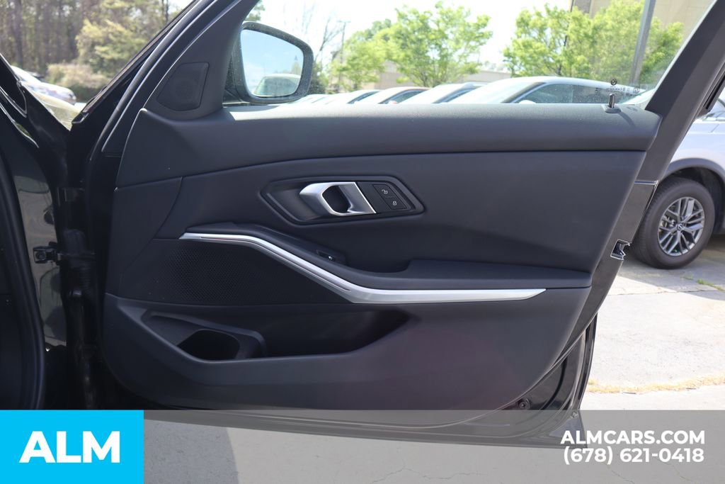 Used 2025 BMW 330i Sedan RWD image 28