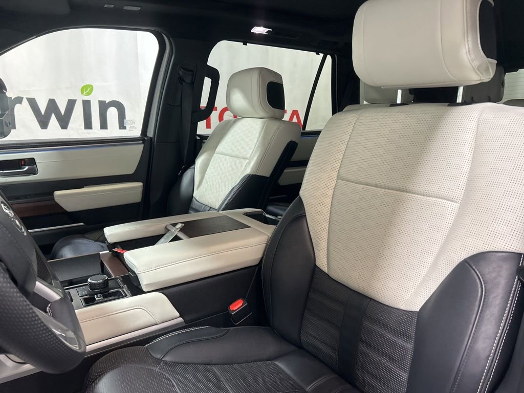 Used 2024 Toyota Sequoia Capstone image 27