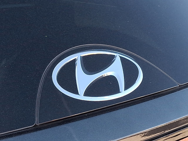 Certified 2023 Hyundai Tucson Limited w/ Cargo Package image 29