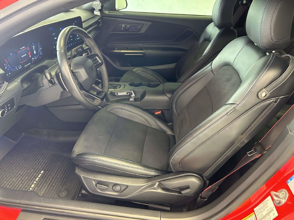 Used 2026 Ford Mustang Dark Horse RWD image 16
