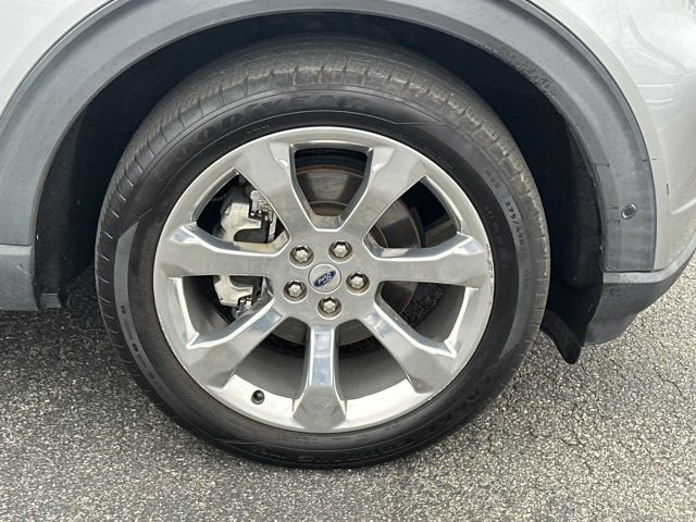 Used 2020 Ford Explorer Platinum w/ Premium Technology Package image 16