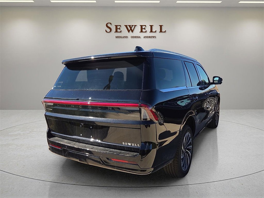 New 2026 Lincoln Navigator Black Label image 4