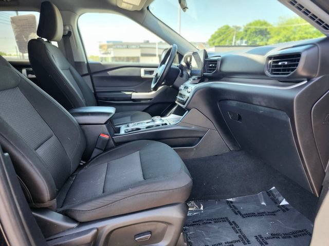 Certified 2022 Ford Explorer XLT w/ Class IV Trailer Tow Package AWD/4WD image 11