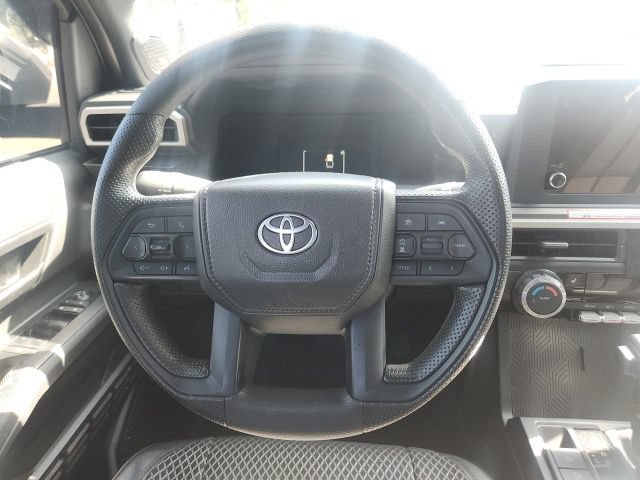 Certified 2024 Toyota Tacoma SR5 AWD/4WD image 8