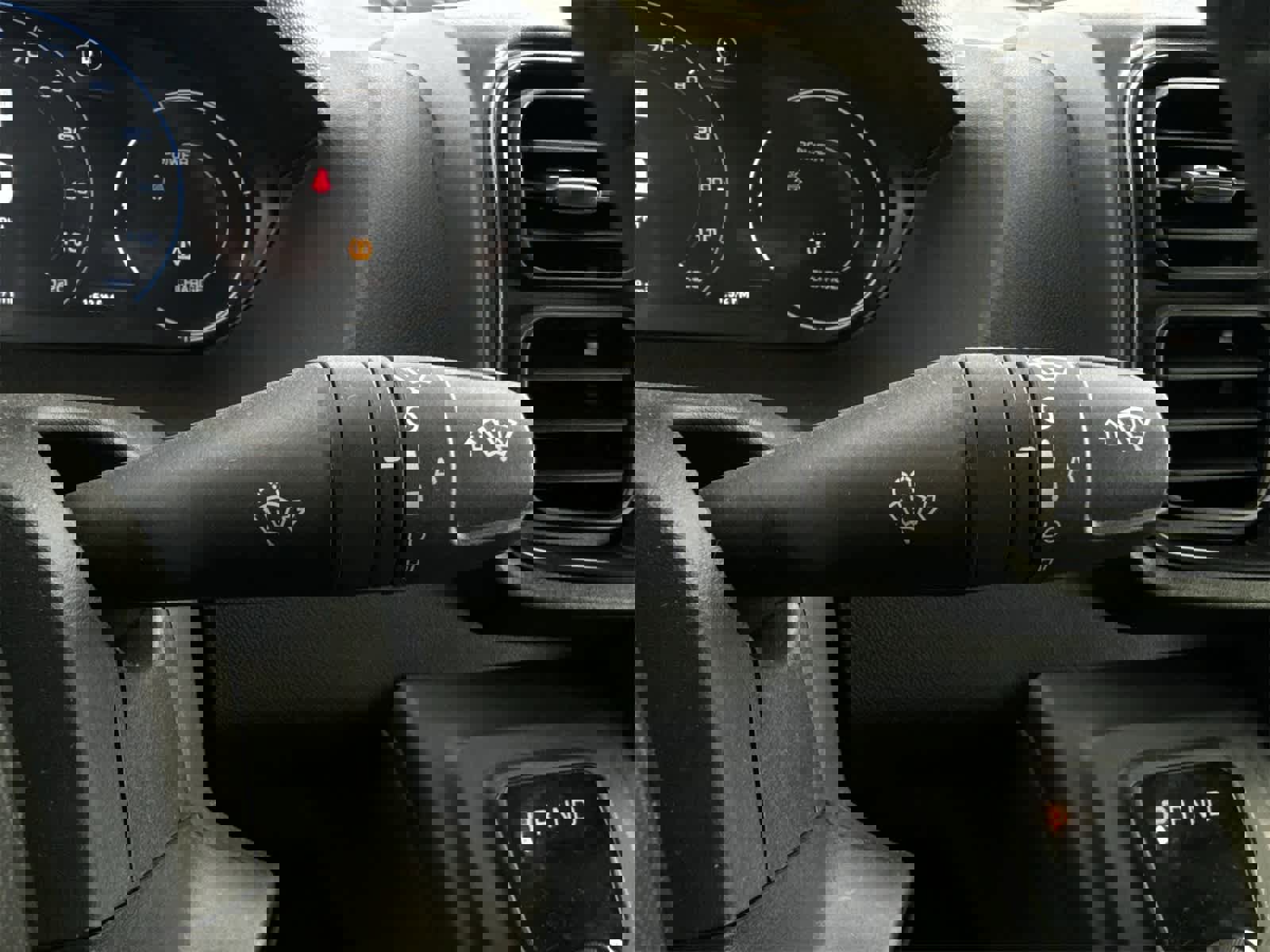 Used 2024 RAM ProMaster 3500 w/ Delivery Van Package image 22