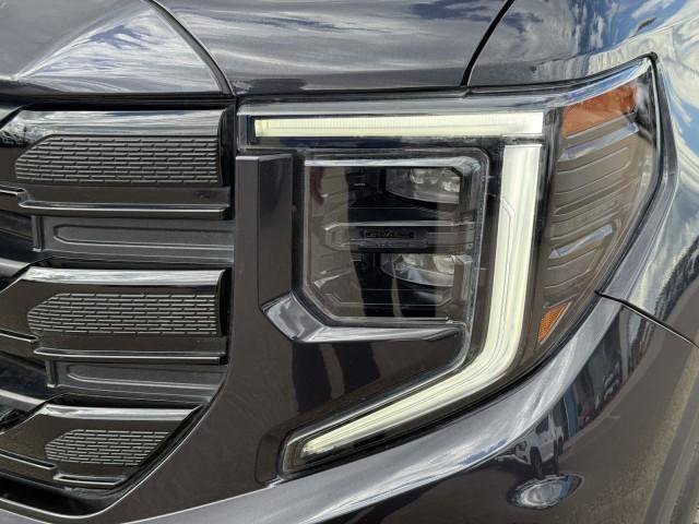 Used 2023 GMC Sierra 1500 Elevation RWD image 16