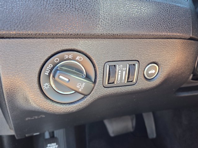 Used 2020 Chrysler 300 S RWD image 25
