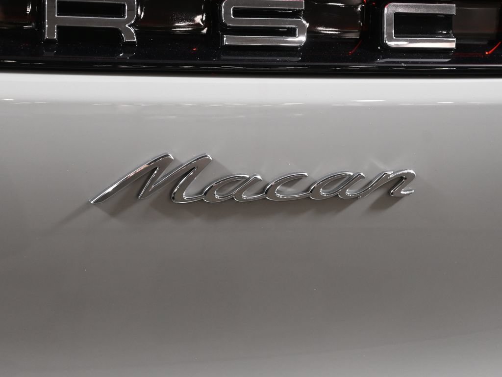 New 2026 Porsche Macan AWD/4WD image 44
