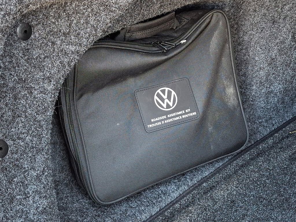 Used 2023 Volkswagen Jetta Sport FWD image 27