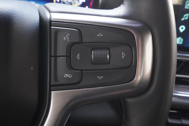 Used 2025 Chevrolet Silverado 2500 LTZ w/ LTZ Convenience Package AWD/4WD image 16