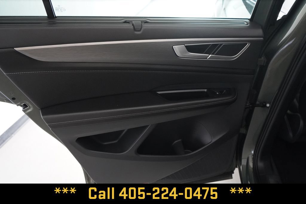 Used 2026 Volkswagen Atlas Cross Sport SE FWD image 24