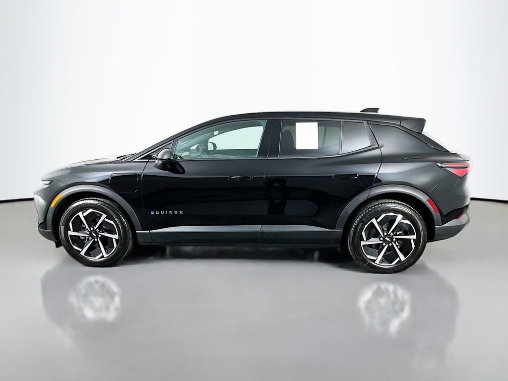 Used 2026 Chevrolet Equinox EV LT FWD image 5