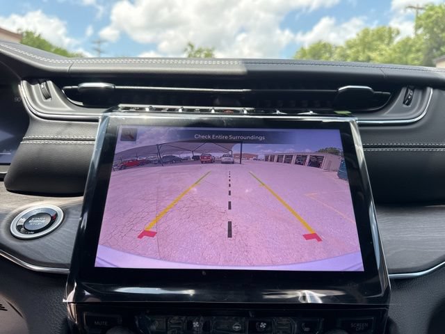 New 2025 Jeep Grand Cherokee Overland w/ Luxury Tech Group IV AWD/4WD image 19