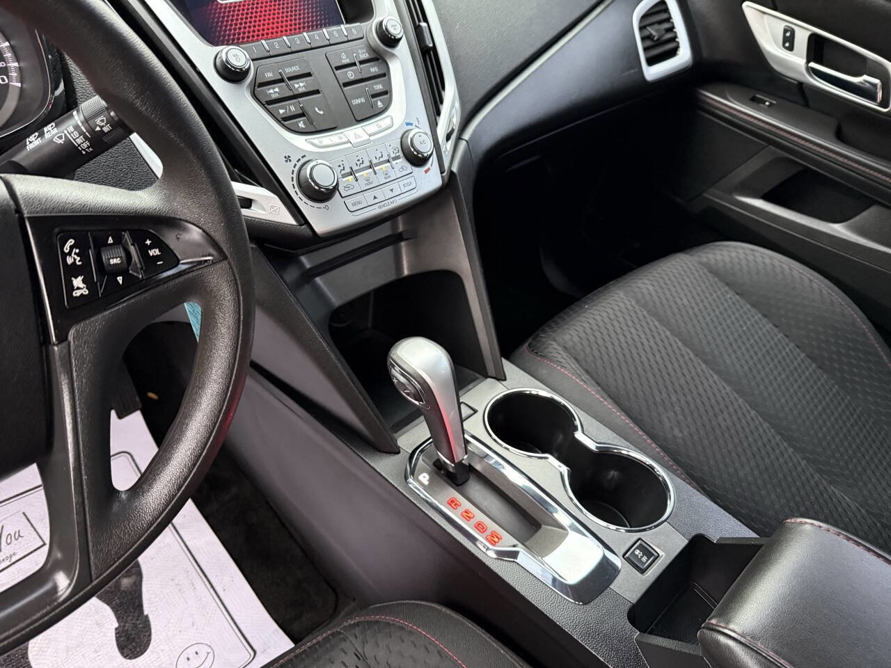 Used 2015 GMC Terrain SLE image 17