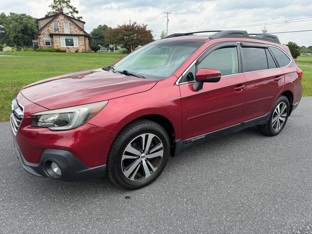 Used 2018 Subaru Outback 2.5i Limited AWD/4WD image 1