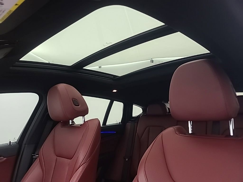 Used 2023 BMW X4 M40i w/ Premium Package image 40