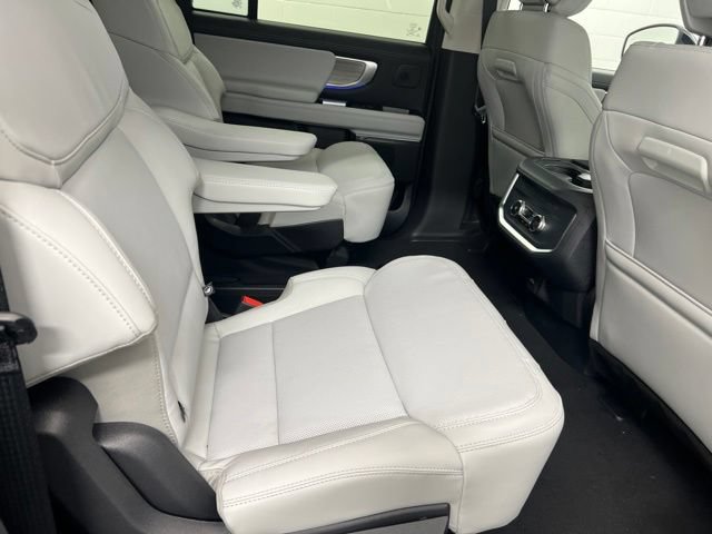 New 2027 Ford Expedition Max Platinum AWD/4WD image 26