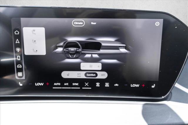 New 2026 Audi Q3 quattro 2.0T AWD/4WD image 18