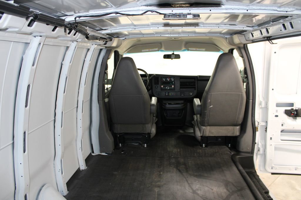 Used 2021 Chevrolet Express 2500 Extended w/ Driver Convenience Package image 27