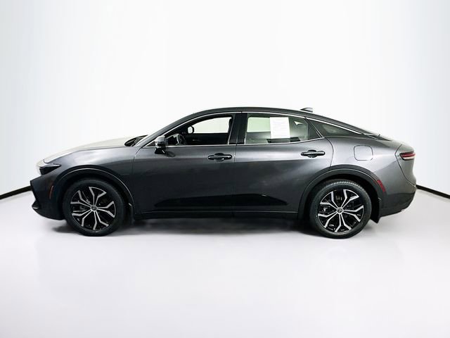 Used 2023 Toyota Crown XLE image 5