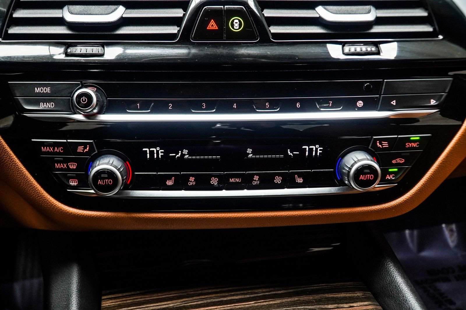 Used 2023 BMW 530i xDrive w/ Premium Package image 20