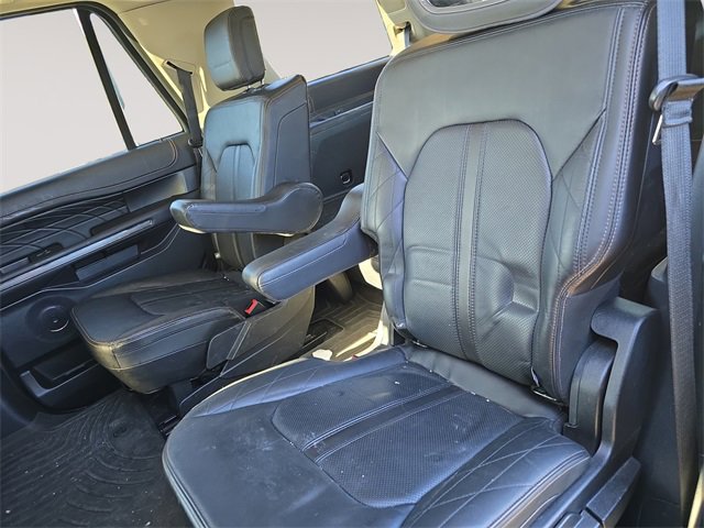 Used 2021 Ford Expedition Platinum image 13