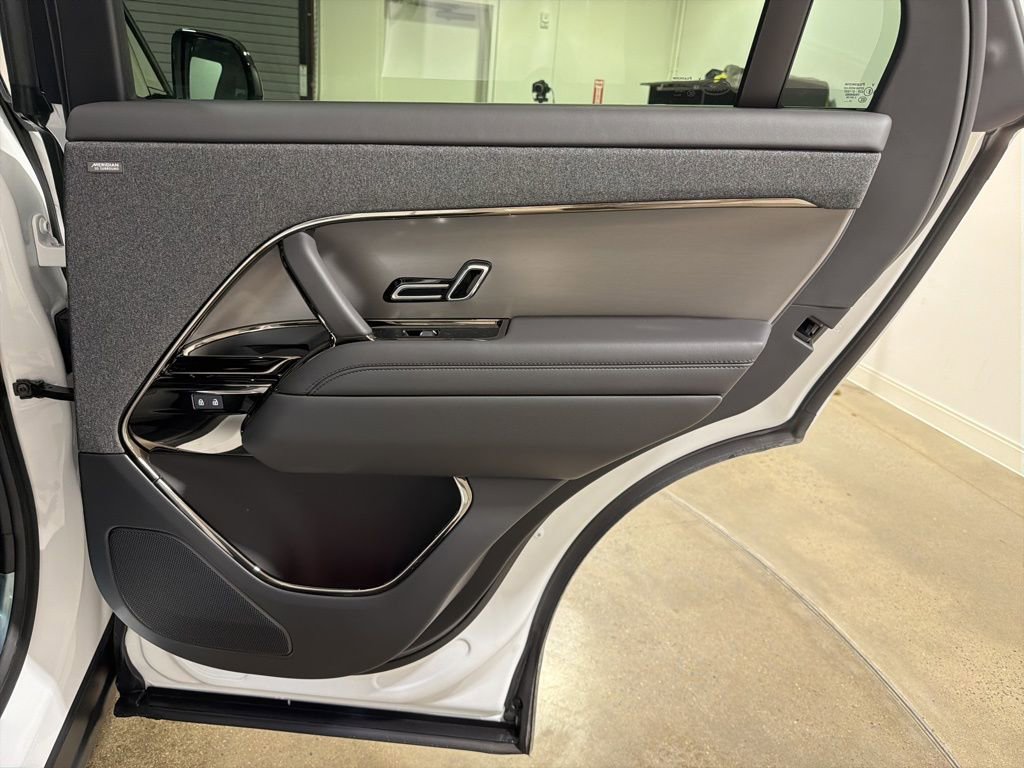 New 2026 Land Rover Range Rover Sport Dynamic SE AWD/4WD image 26