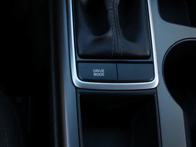 Used 2020 Kia Optima LX image 32