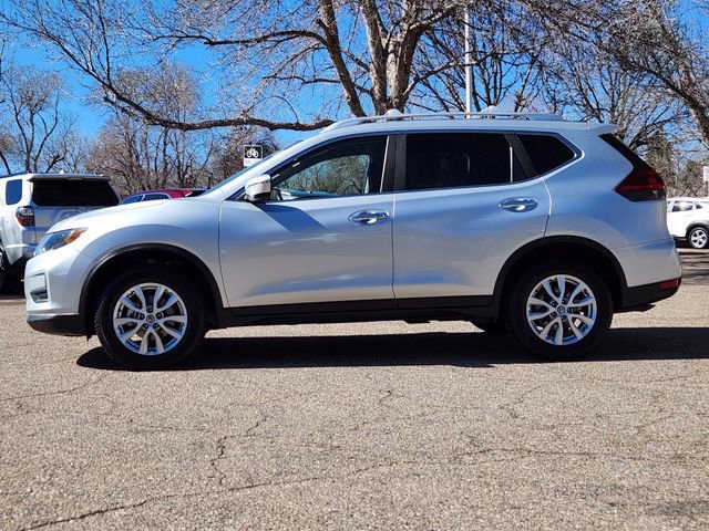 Used 2020 Nissan Rogue SV image 4