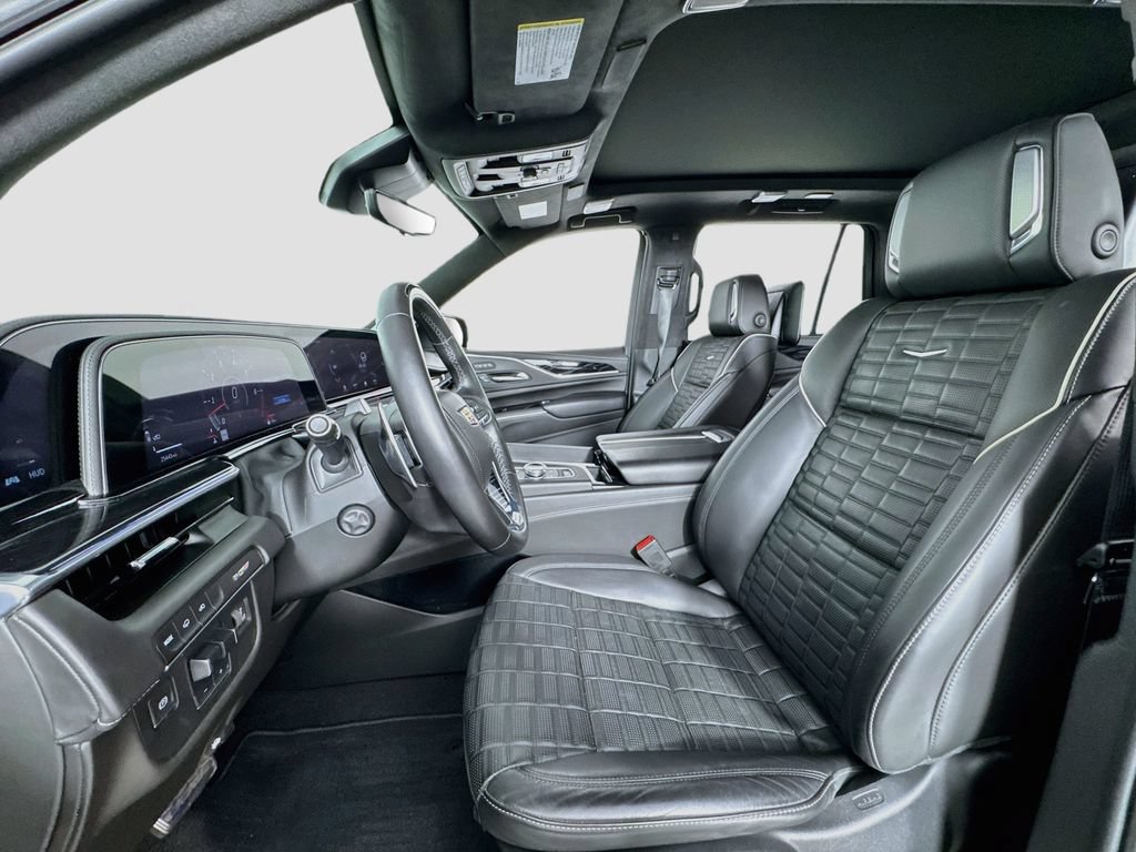 Used 2023 Cadillac Escalade V AWD/4WD image 14