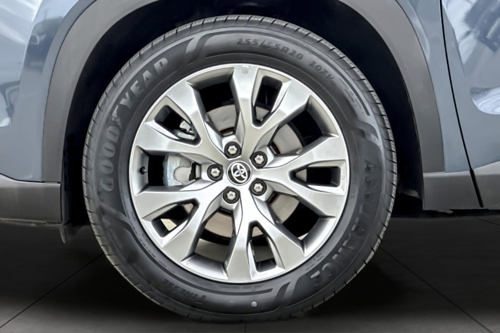 Used 2024 Toyota Grand Highlander Limited image 26