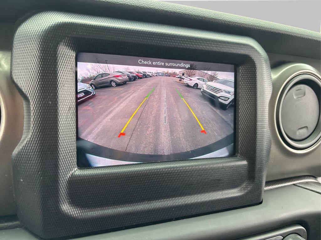 Used 2021 Jeep Wrangler Unlimited Sport image 26