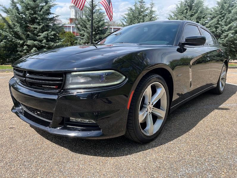 Used 2017 Dodge Charger R/T RWD image 30