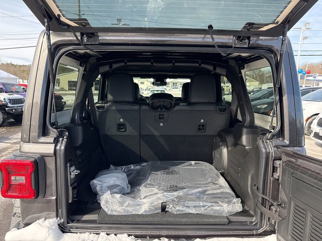 New 2026 Jeep Wrangler Unlimited Rubicon 392 image 26