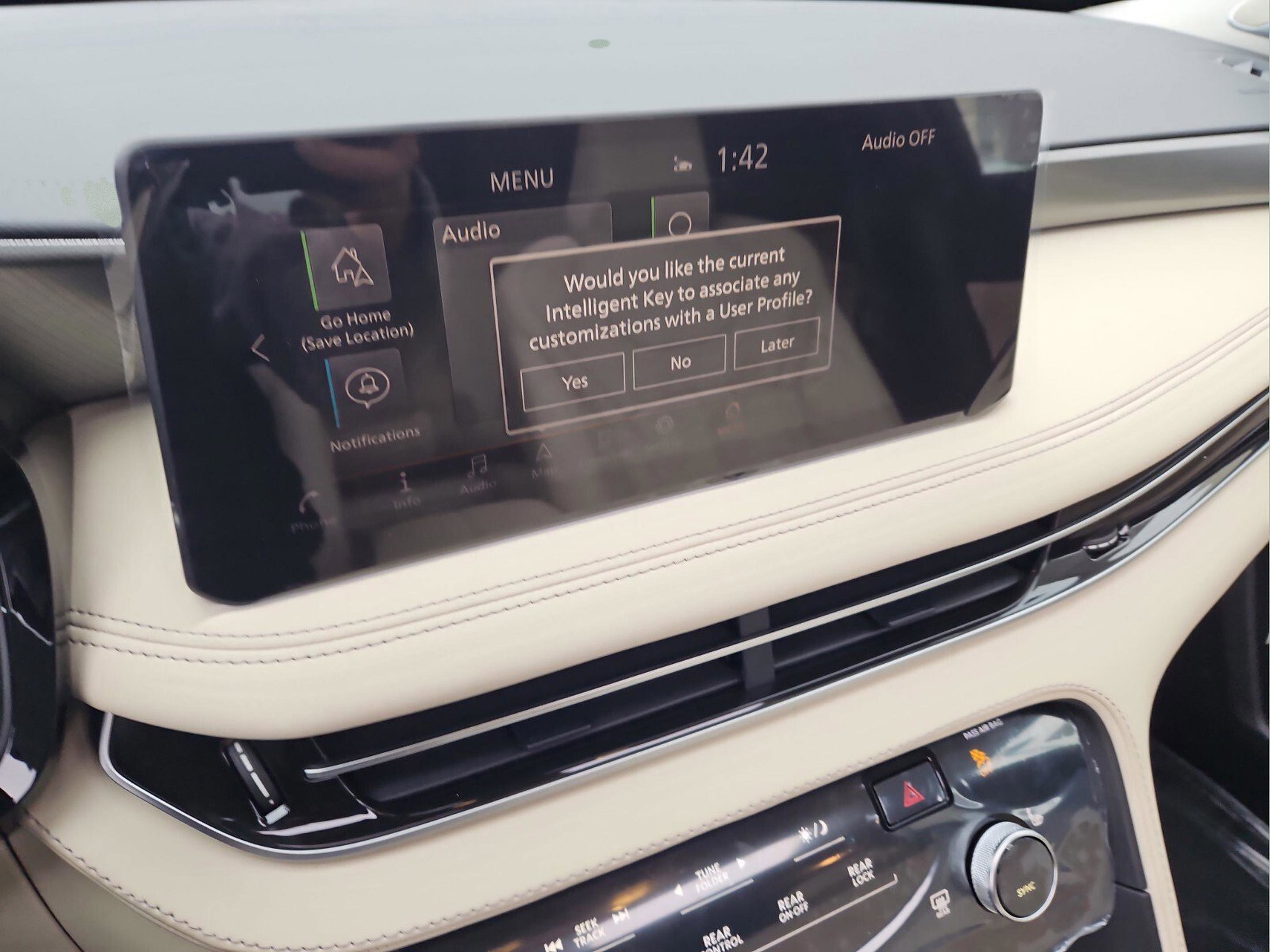 Certified 2025 INFINITI QX60 Luxe image 22