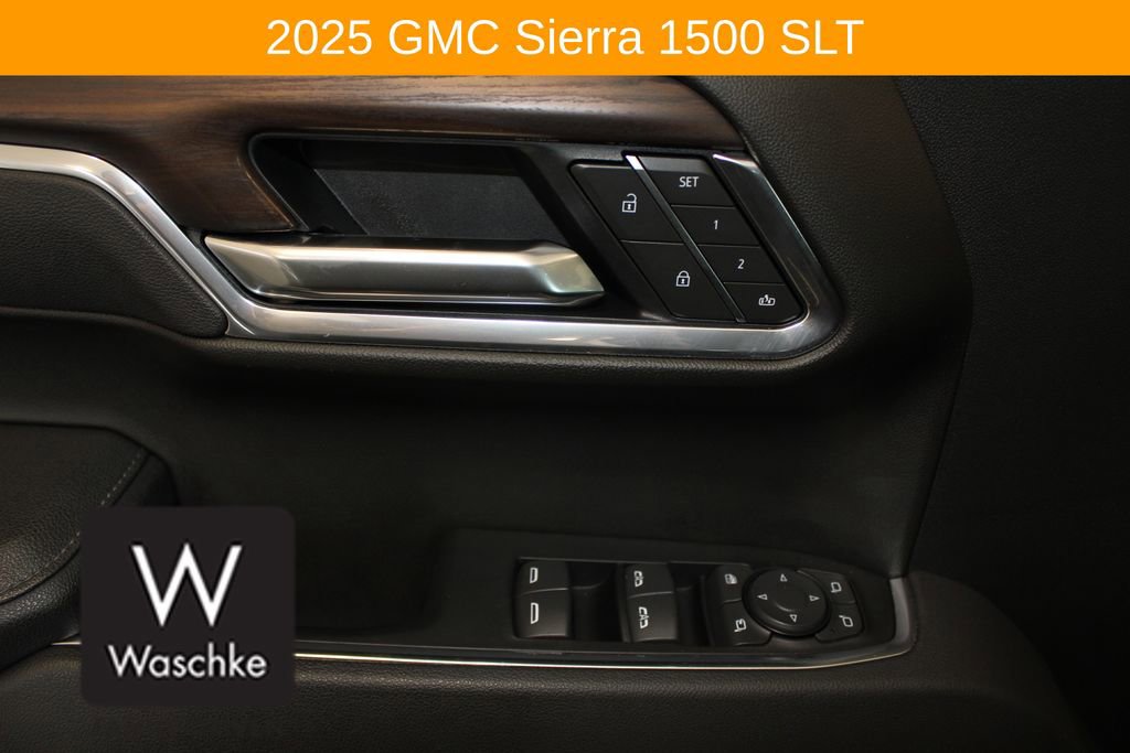 Used 2025 GMC Sierra 1500 SLT w/ SLT Premium Plus Package AWD/4WD image 17