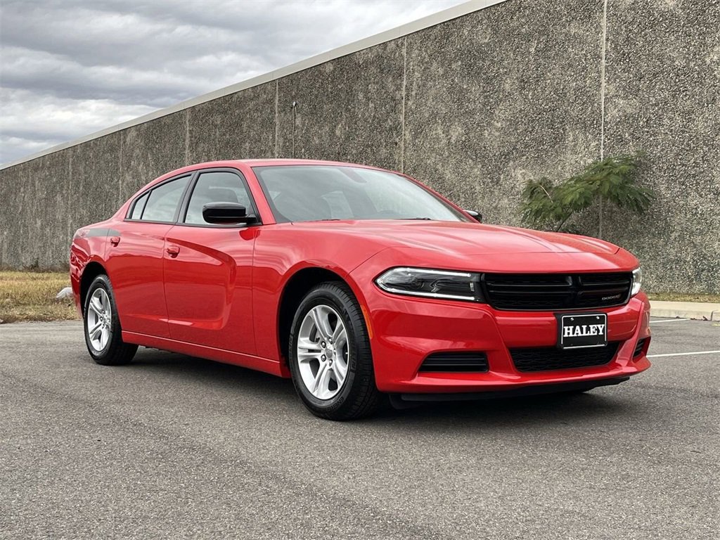 Used 2023 Dodge Charger SXT w/ Cold Weather Package image 2