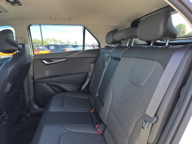 Used 2024 Kia Niro SX image 15