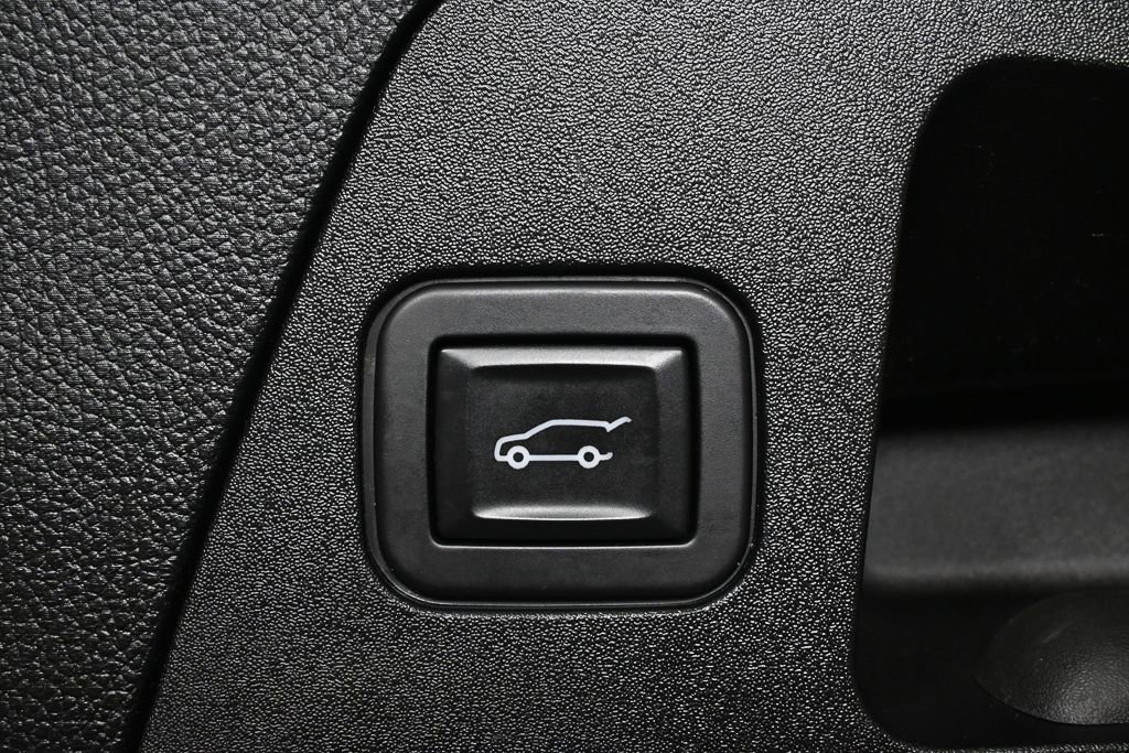 Used 2019 Buick Envision Essence image 30