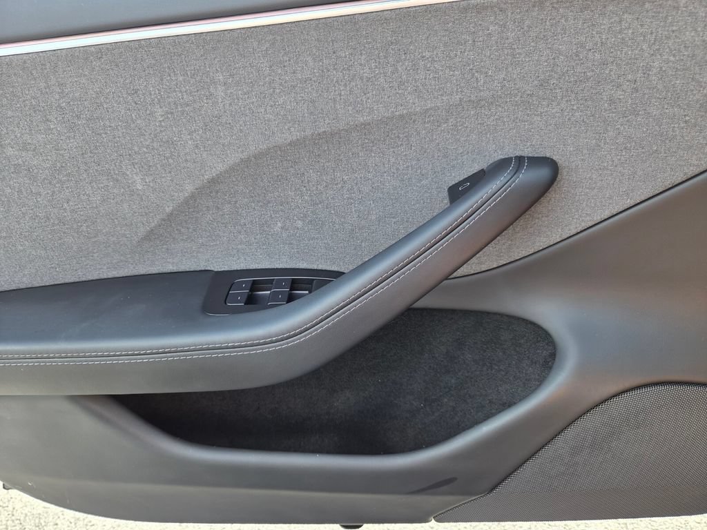 Used 2025 Tesla Model 3 RWD image 27