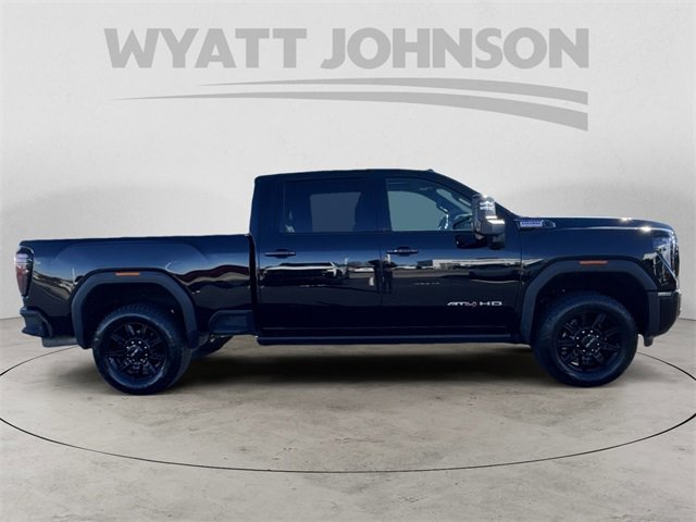 Used 2024 GMC Sierra 2500 AT4 w/ AT4 Premium Plus Package image 6